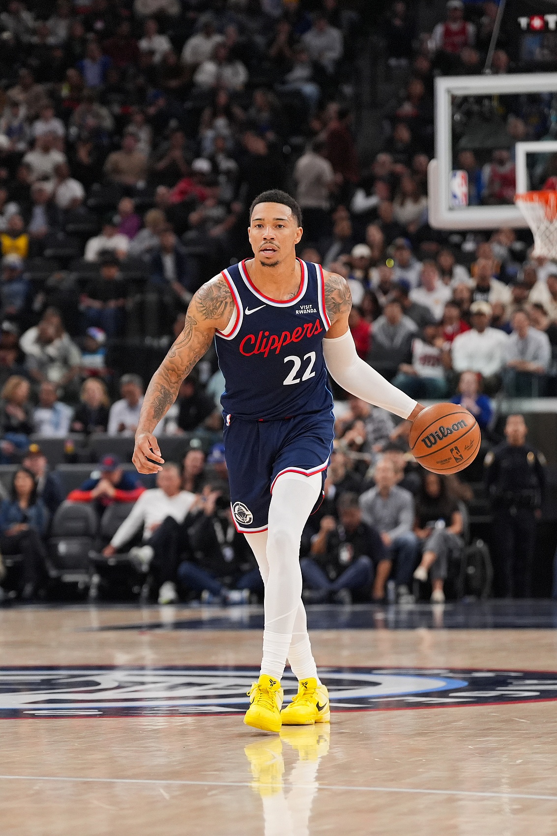 星空体育app下载-拼劲儿还是很够！快船全场送12次抢断 邓恩&amp;米勒各4次 桑德斯3次