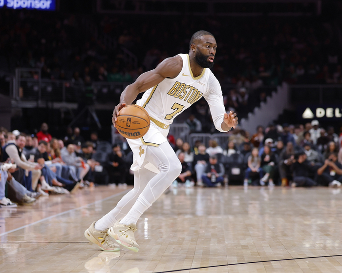 星空体育app下载-绿军大胜步行者，杰伦布朗30+10+5创纪录，西亚卡姆32+10|凯尔特人|NBA常规赛|印第安纳步行者队|波士顿凯尔特人队|篮板_新浪体育_新浪新闻