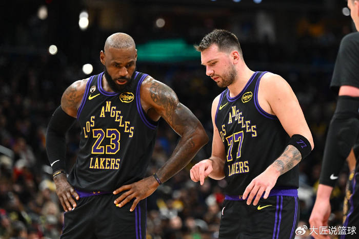 星空体育官网-名记更新东里伤情，湖人绝境中迎希望！41岁老詹手握完美英雄剧本|东契奇|里夫斯|勒布朗·詹姆斯|詹姆斯|西班牙_新浪体育_新浪新闻